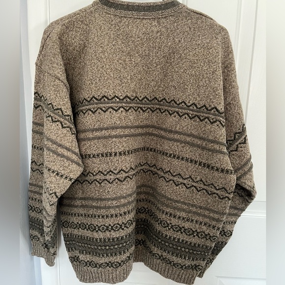 Vintage Large Men’s Sweater - Picture 2 of 2